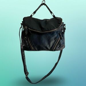 G H Bass Vintage Black Pebbled Leather Single Handle Crossbody Shoulder Handbag